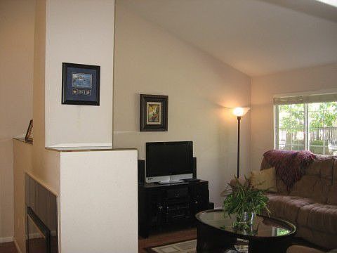 Vaulted Ceilings!