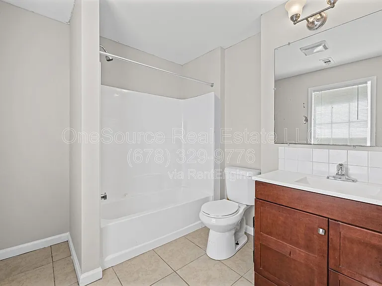 4211 Crestside Rdg SW #B — Photo 17