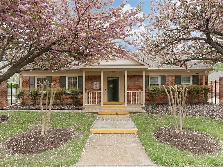 8114 A Colony Point Rd #G — Photo 18