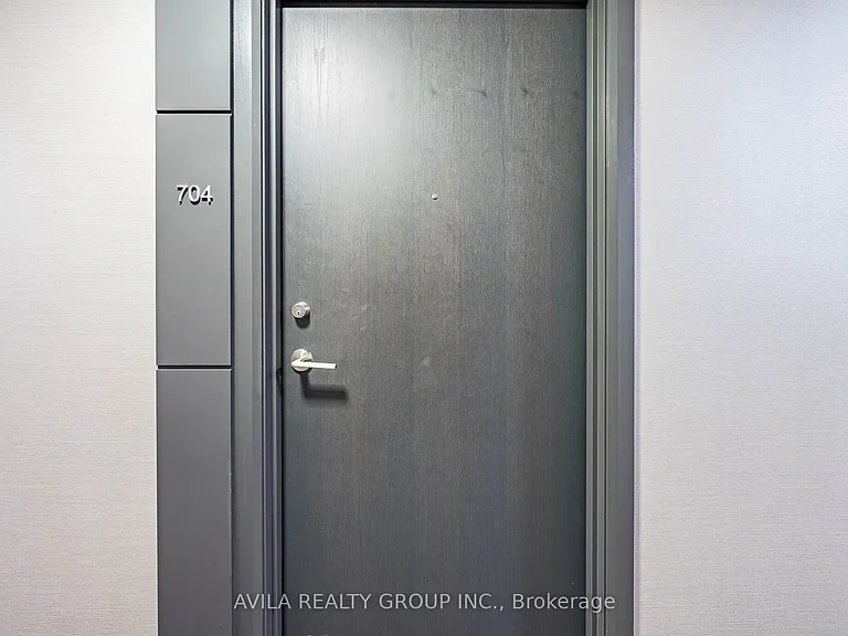 8 Trent Ave #704 — Photo 7