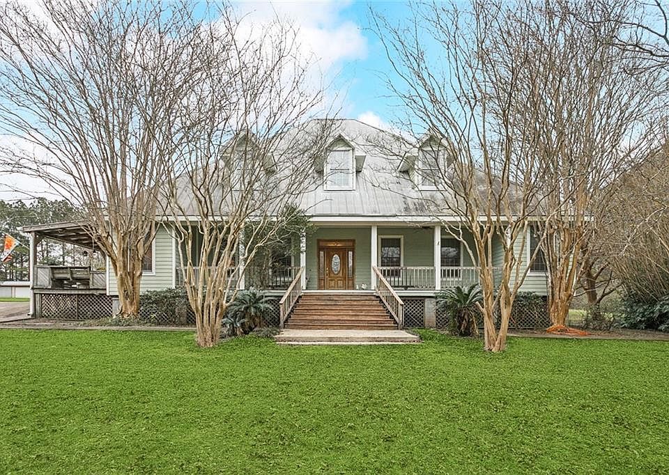 1st image of 19632 Carol Morgan Rd