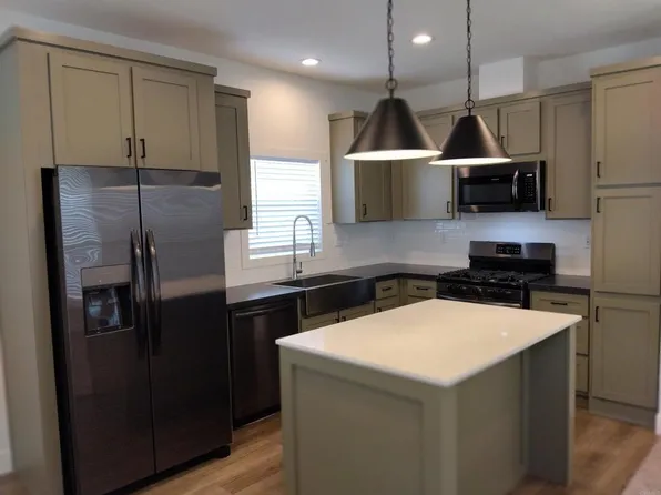 220 Camino Corto Space 30, Vista, CA 92083