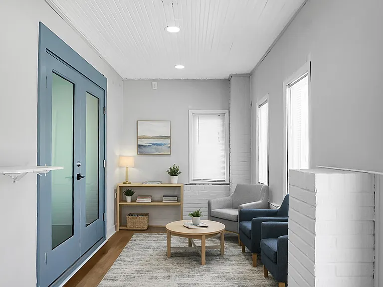 2135 Dorchester Rd — Photo 3