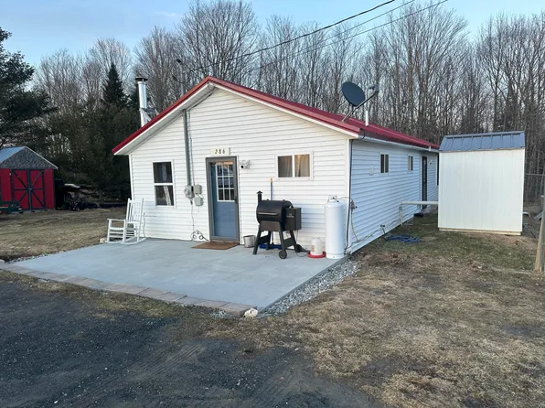 286 Palmyra Road, Saint Albans, ME 04971