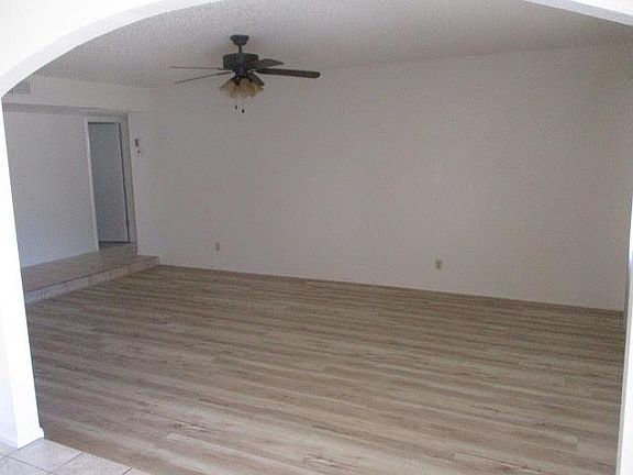 5th image of 17850 N 57th Ave