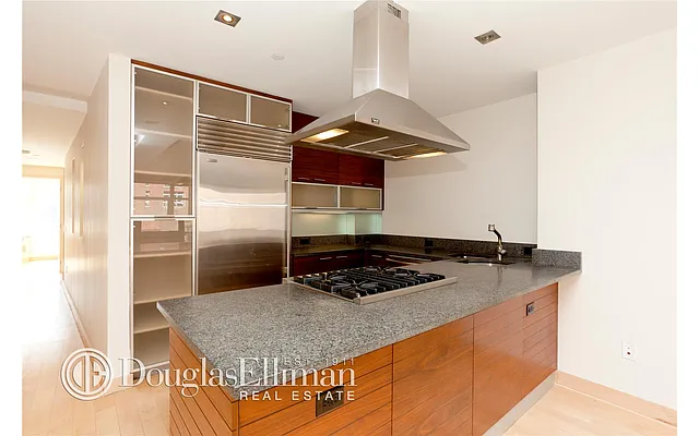 Sold by Douglas Elliman | media 26