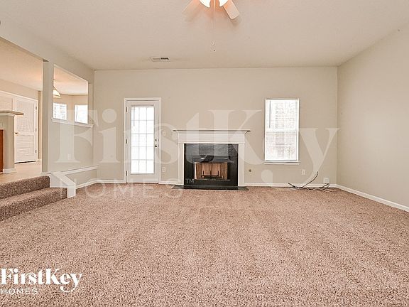 2nd image of 161 Titan Rd