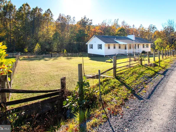 82 Broad Run Rd, Browntown, VA 22610