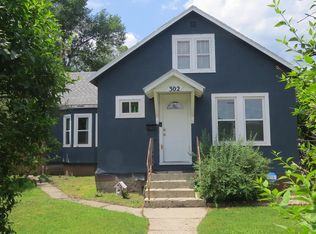 302 3rd Ave SW, Jamestown, ND 58401