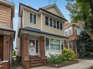 8009 88th St, Ridgewood, NY 11385