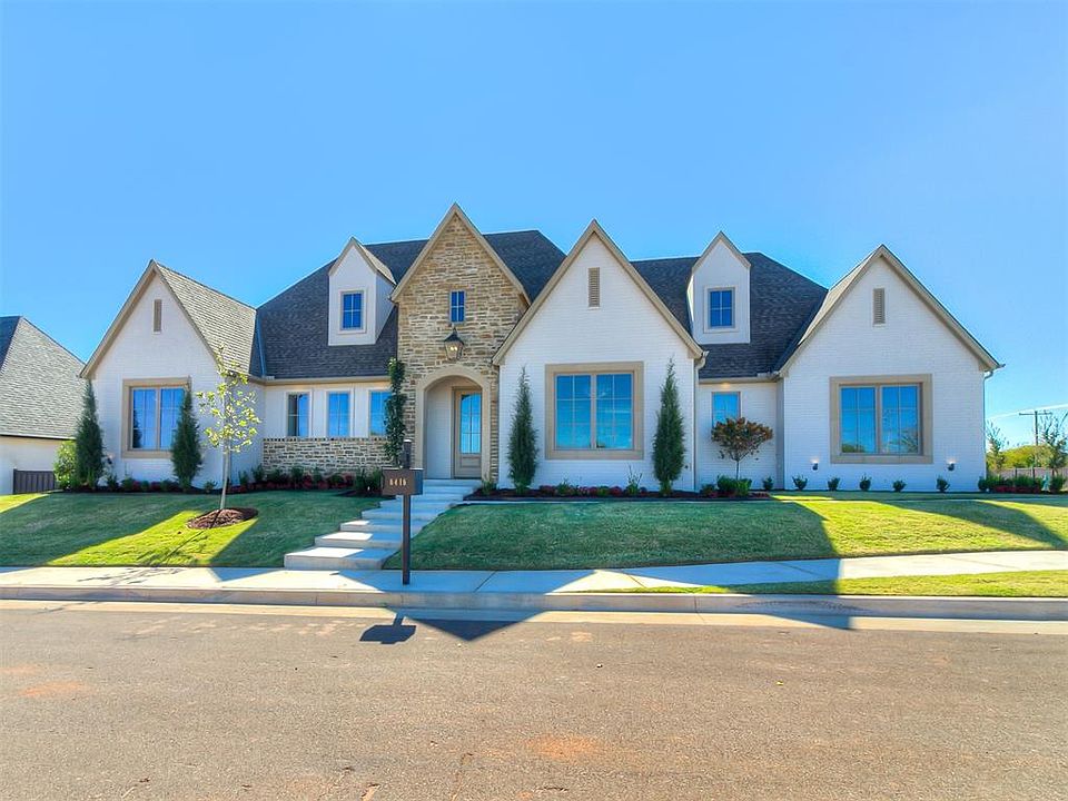 1st image of 6416 NW 150th Ter
