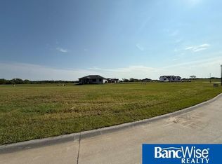 4138 Sundrop Ave, Lincoln, NE 68516