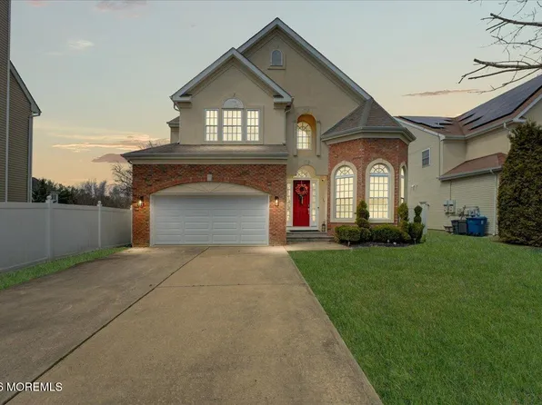 29 Chad Lane, Howell, NJ 07728