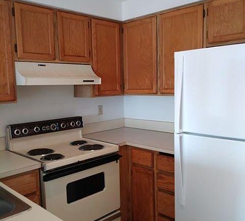 5th image of 11038 Greenwood Ave N