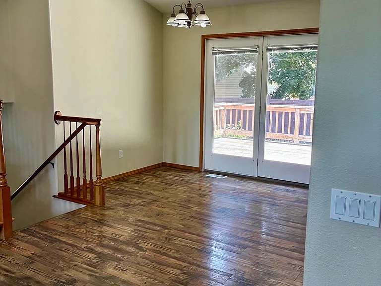 8478 N Rude St — Photo 7