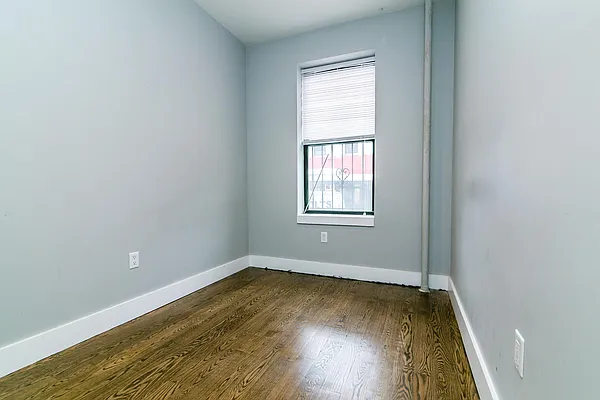 Rented by Nooklyn NYC LLC | media 46