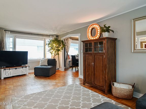 5th image of 1256 N Chestnut Ave