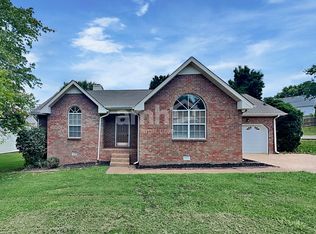 205 Apache Trl, White House, TN 37188