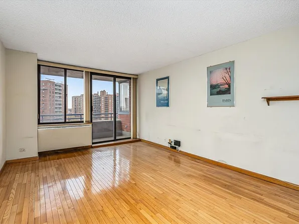 62-54 97th Pl #9N, Rego Park, NY 11374