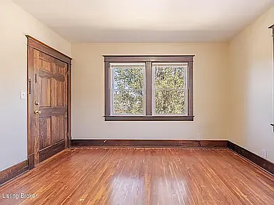 1902 Payne St #2 — Photo 3
