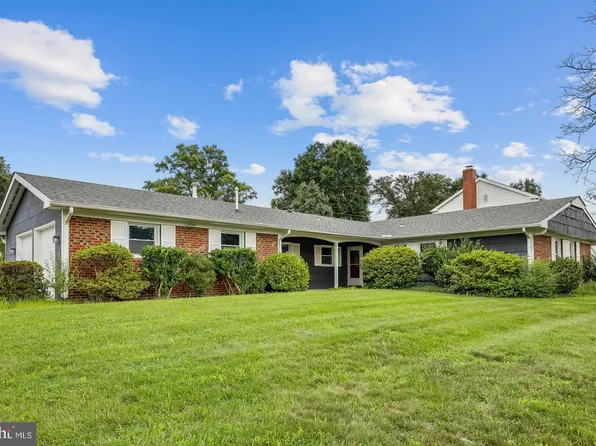 12308 Whitehall Dr, Bowie, MD 20715