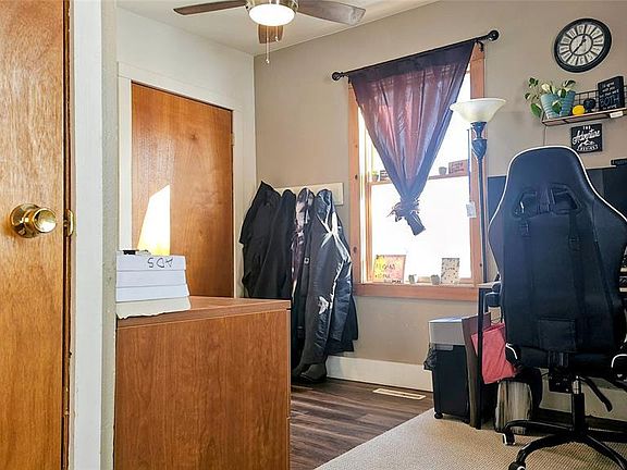 4th image of 506 E. Center Street