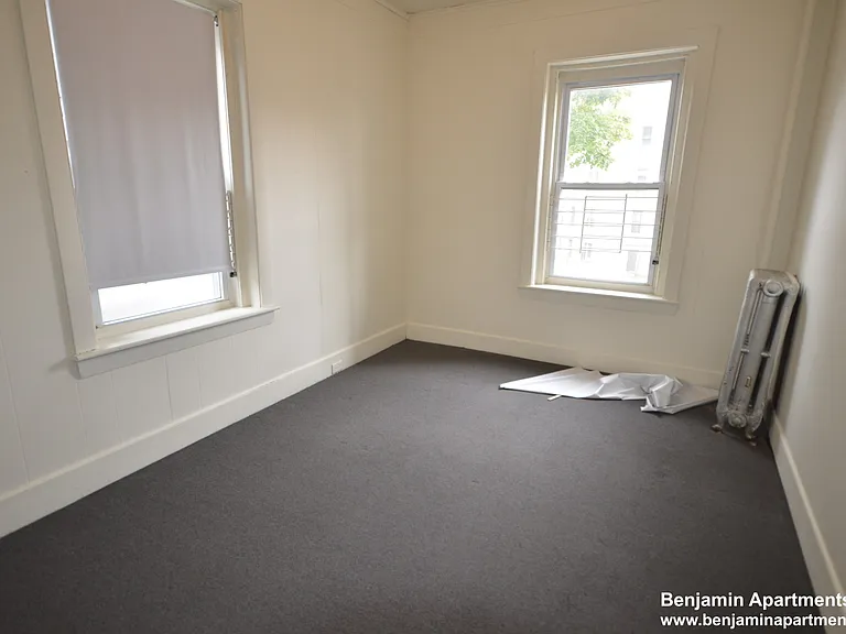 130 Englewood Ave #12 — Photo 5