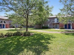 3311 Yorkshire Ln APT 3, Manitowoc, WI 54220