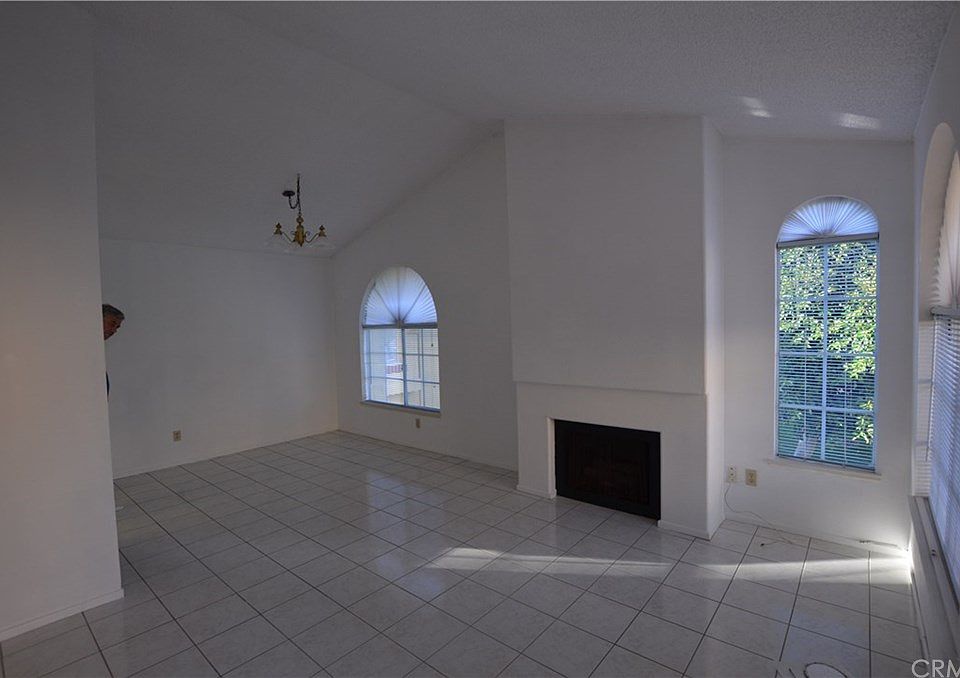 1st image of 76 Alicante Aisle #105