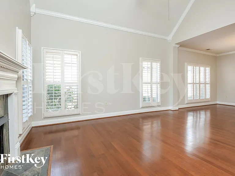 149 Willow View Ln — Photo 4