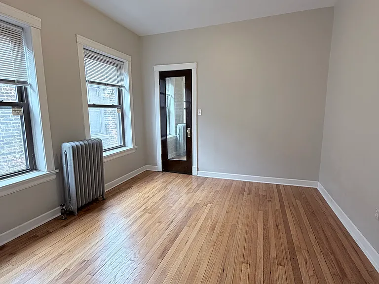 5110 S Woodlawn Ave #3H — Photo 3