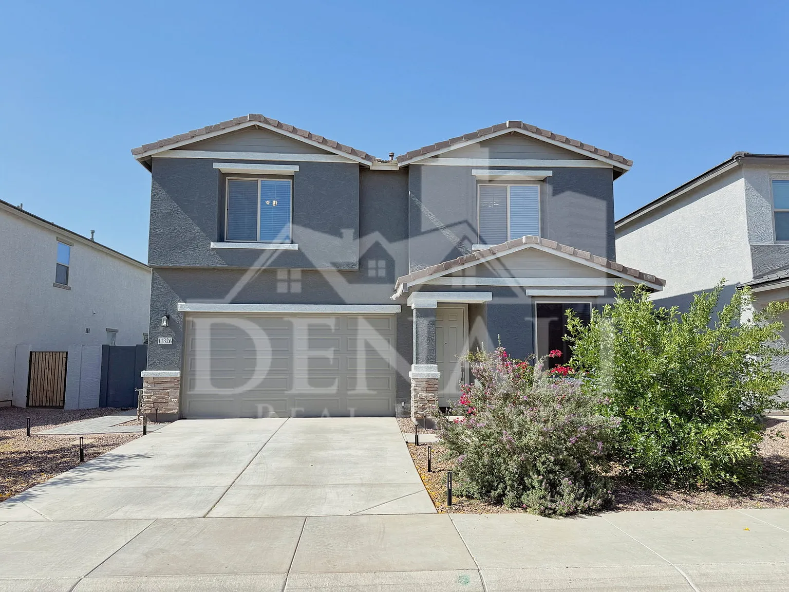 4 bed, 3.0 bath, 2403 sqft, $2,595 — Photo 1