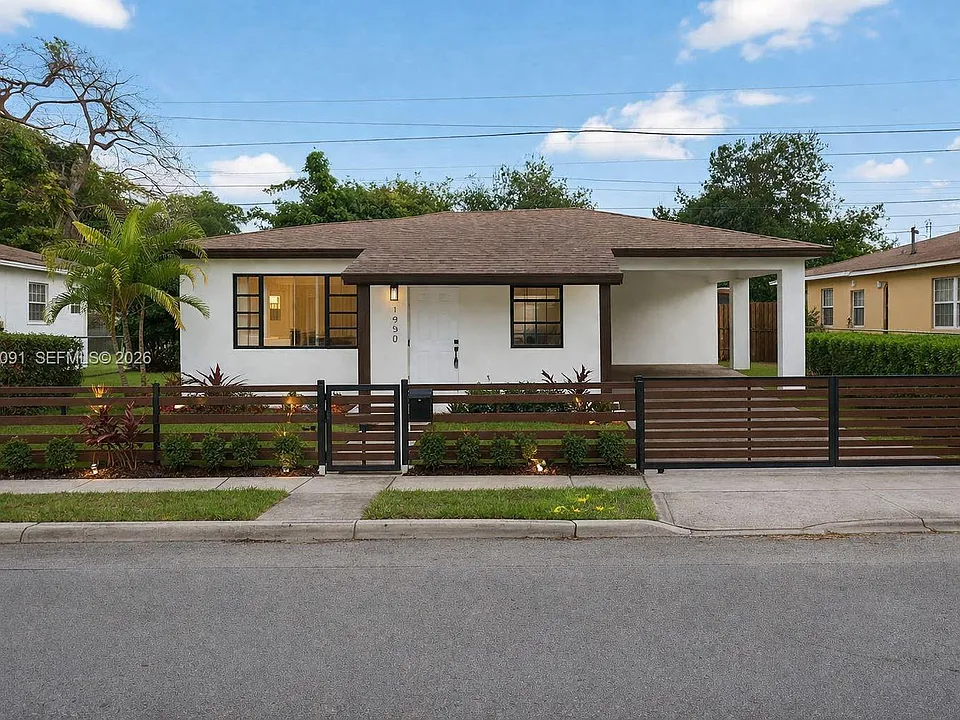 1950 NW 57th St