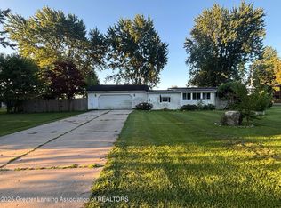 621 W Allor St, Perrinton, MI 48871