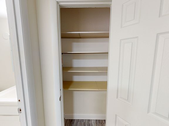 5th image of 1198 Far Hills Dr #1134-23