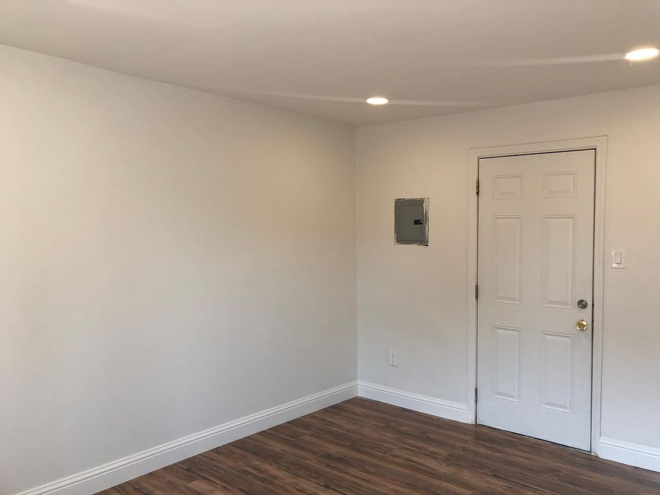 1st image of 168 Sunnyslope Ave #B