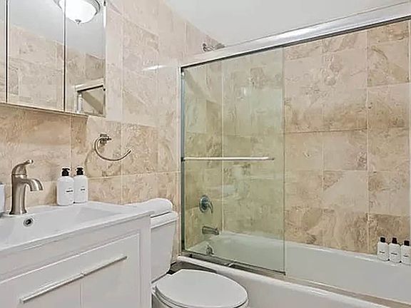 5th image of 140 W 19th St #4/3G
