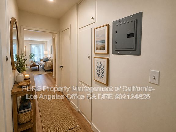 4th image of 4421 Murietta Ave APT 12