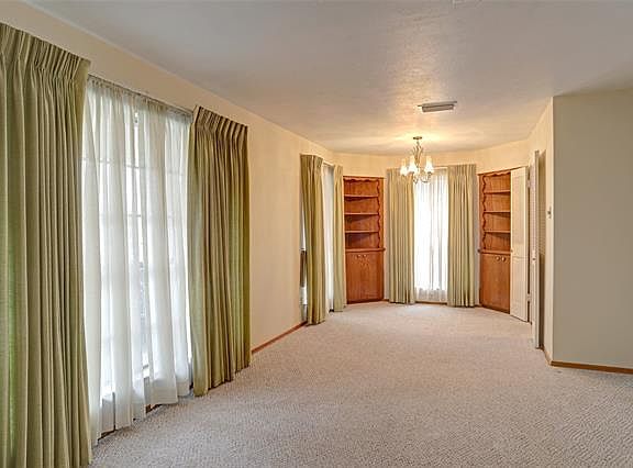 3rd image of 3505 Calle Del Sol