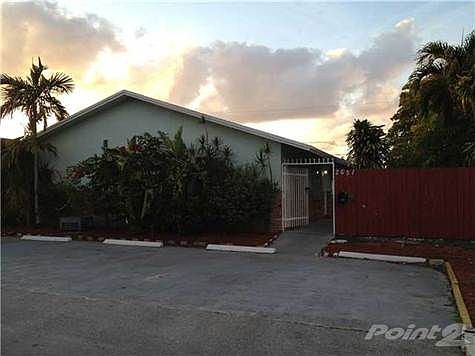 1st image of 2651 Riverland Dr
