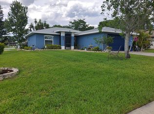 327 Grant Cir, Davenport, FL 33837