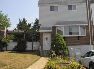 11740 Lanett Rd, Philadelphia, PA 19154