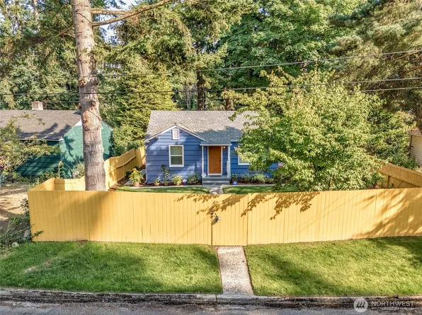 14330 24th Place NE, Seattle, WA 98125
