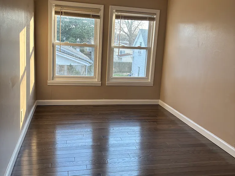 3619 Risch Ave — Photo 31
