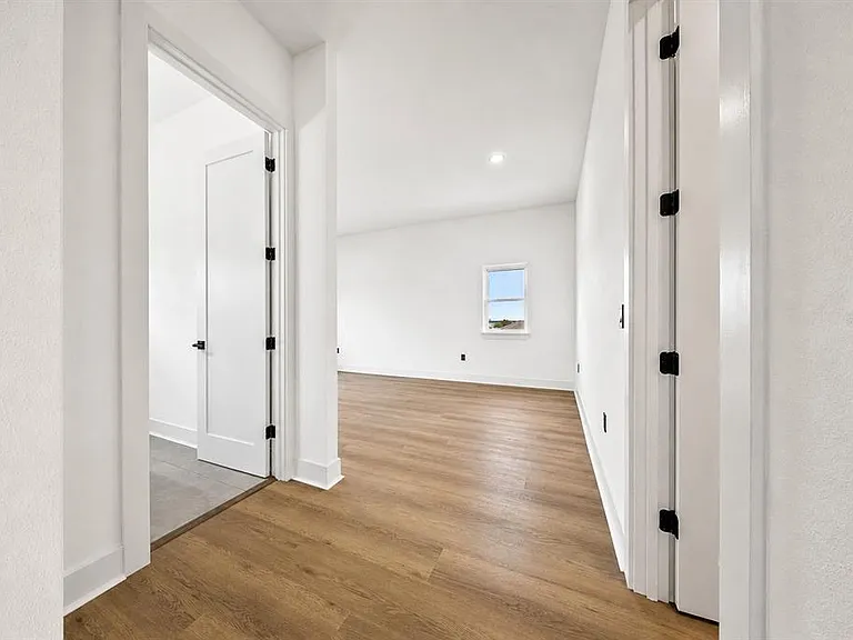 156 Caladium Ave — Photo 17