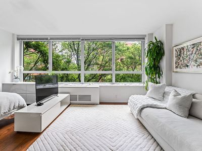 200 E 94th St APT 405, New York, NY, 10128