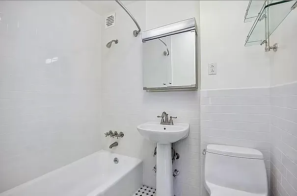 Rented by Douglas Elliman | media 6