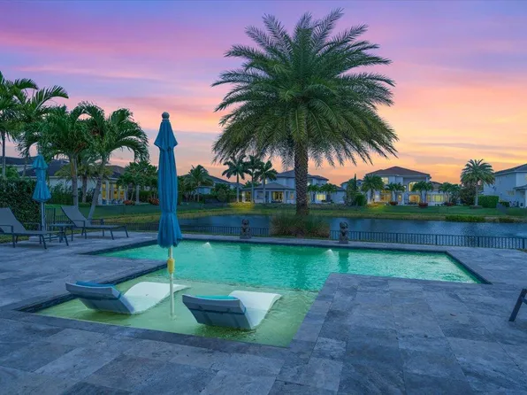 6940 NW 25th Way, Boca Raton, FL 33496