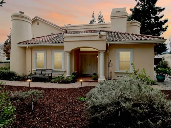 800 Rebecca Privada, Mountain View, CA 94040