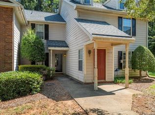 5220 Amity Springs Dr, Charlotte, NC